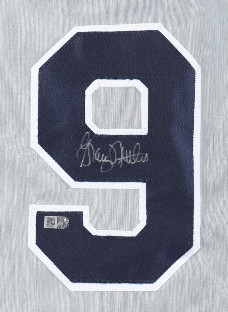 Graig Nettles Signed Yankees Jersey (SI) at PristineAuction.com Graig Nettles Signed Yankees Jersey (SI) at PristineAuction.com
