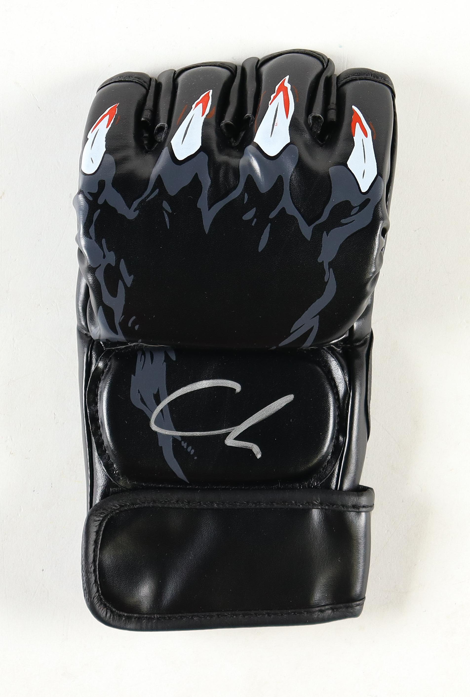 Marlon "Chito" Vera Signed Custom Glove (Beckett) at PristineAuction.com Marlon "Chito" Vera Signed Custom Glove (Beckett) at PristineAuction.com