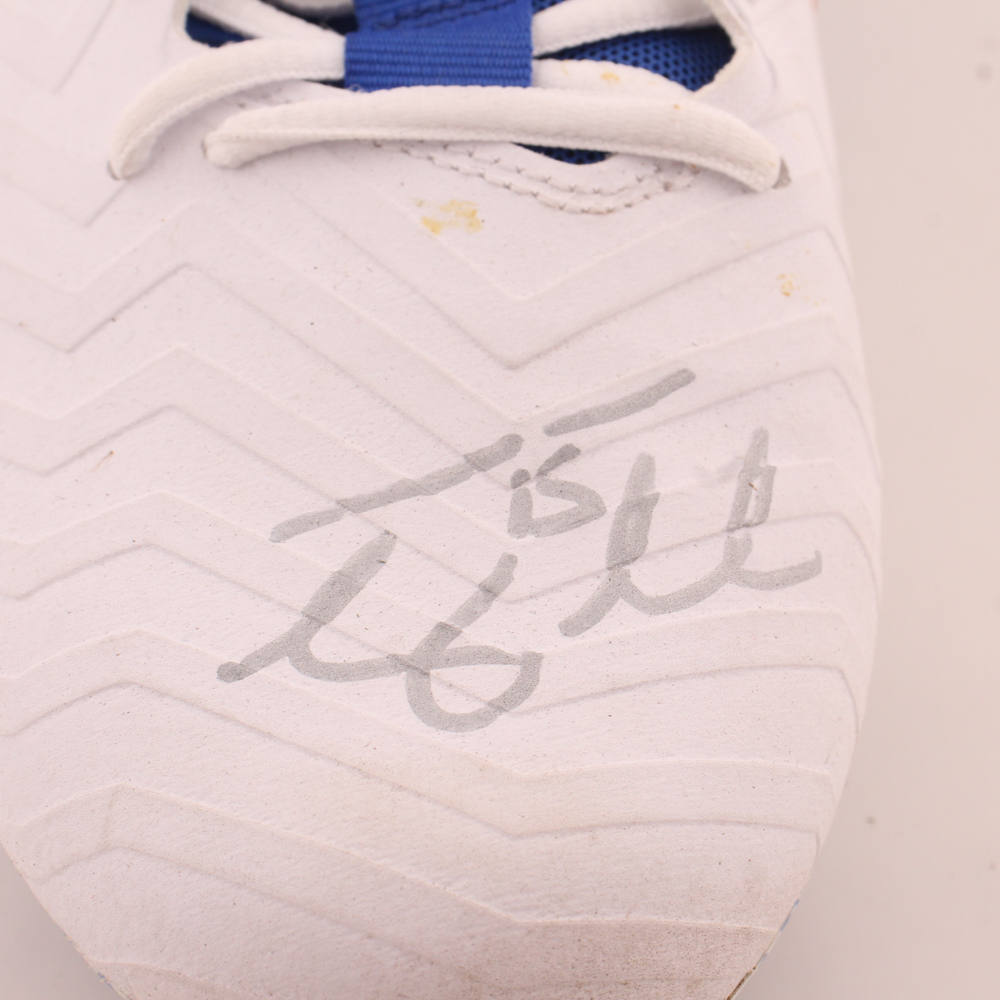 Tim Tebow Personally Owned & Worn Signed Air Jordan Gators Football Cleat (Tebow) at PristineAuction.com Tim Tebow Personally Owned & Worn Signed Air Jordan Gators Football Cleat (Tebow) at PristineAuction.com