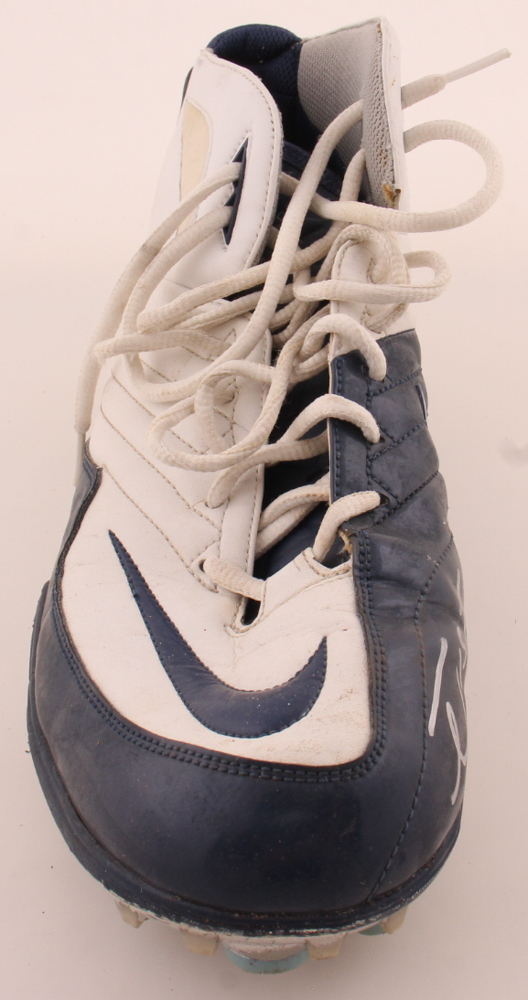 Tim Tebow Personally Owned & Worn Signed Nike Football Cleat (Tebow) at PristineAuction.com Tim Tebow Personally Owned & Worn Signed Nike Football Cleat (Tebow) at PristineAuction.com