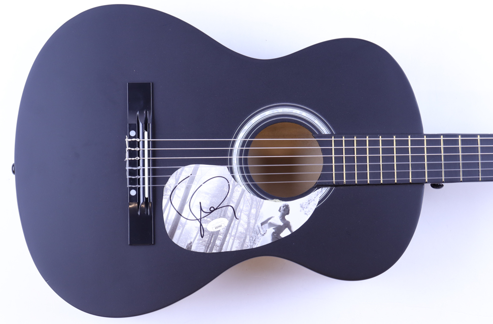 Taylor Swift Signed 38" Acoustic Guitar (JSA) at PristineAuction.com Taylor Swift Signed 38" Acoustic Guitar (JSA) at PristineAuction.com