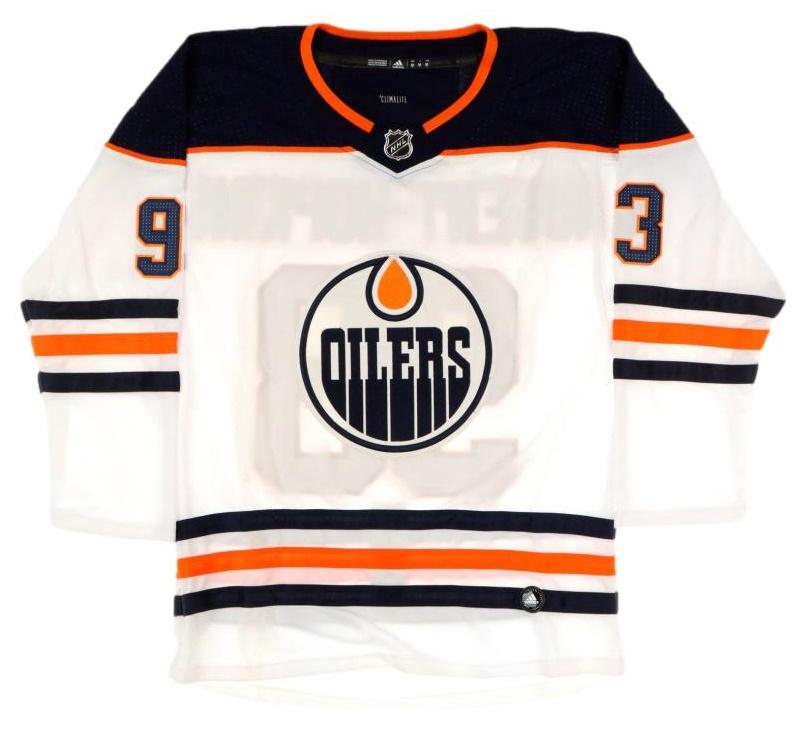 Ryan Nugent-Hopkins Signed Oilers Jersey (Beckett) at PristineAuction.com Ryan Nugent-Hopkins Signed Oilers Jersey (Beckett) at PristineAuction.com