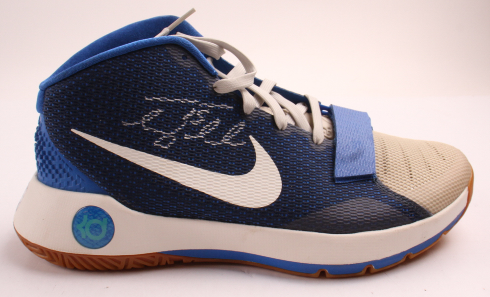 Tim Tebow Personally Owned Signed Nike Shoe (Tebow) at PristineAuction.com Tim Tebow Personally Owned Signed Nike Shoe (Tebow) at PristineAuction.com