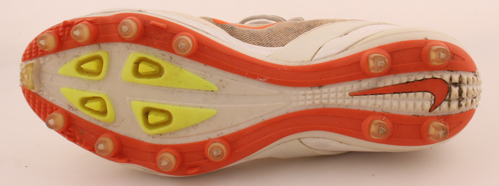 Tim Tebow Personally Owned & Worn Signed Nike Football Cleat (Tebow) at PristineAuction.com Tim Tebow Personally Owned & Worn Signed Nike Football Cleat (Tebow) at PristineAuction.com