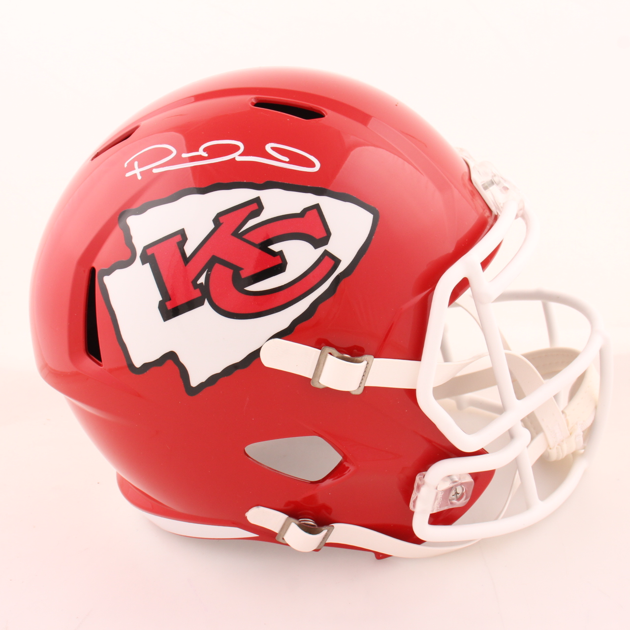 Patrick Mahomes Signed Chiefs Super Bowl LVII Champions Logo Full-Size Speed Helmet (Beckett) at PristineAuction.com Patrick Mahomes Signed Chiefs Super Bowl LVII Champions Logo Full-Size Speed Helmet (Beckett) at PristineAuction.com
