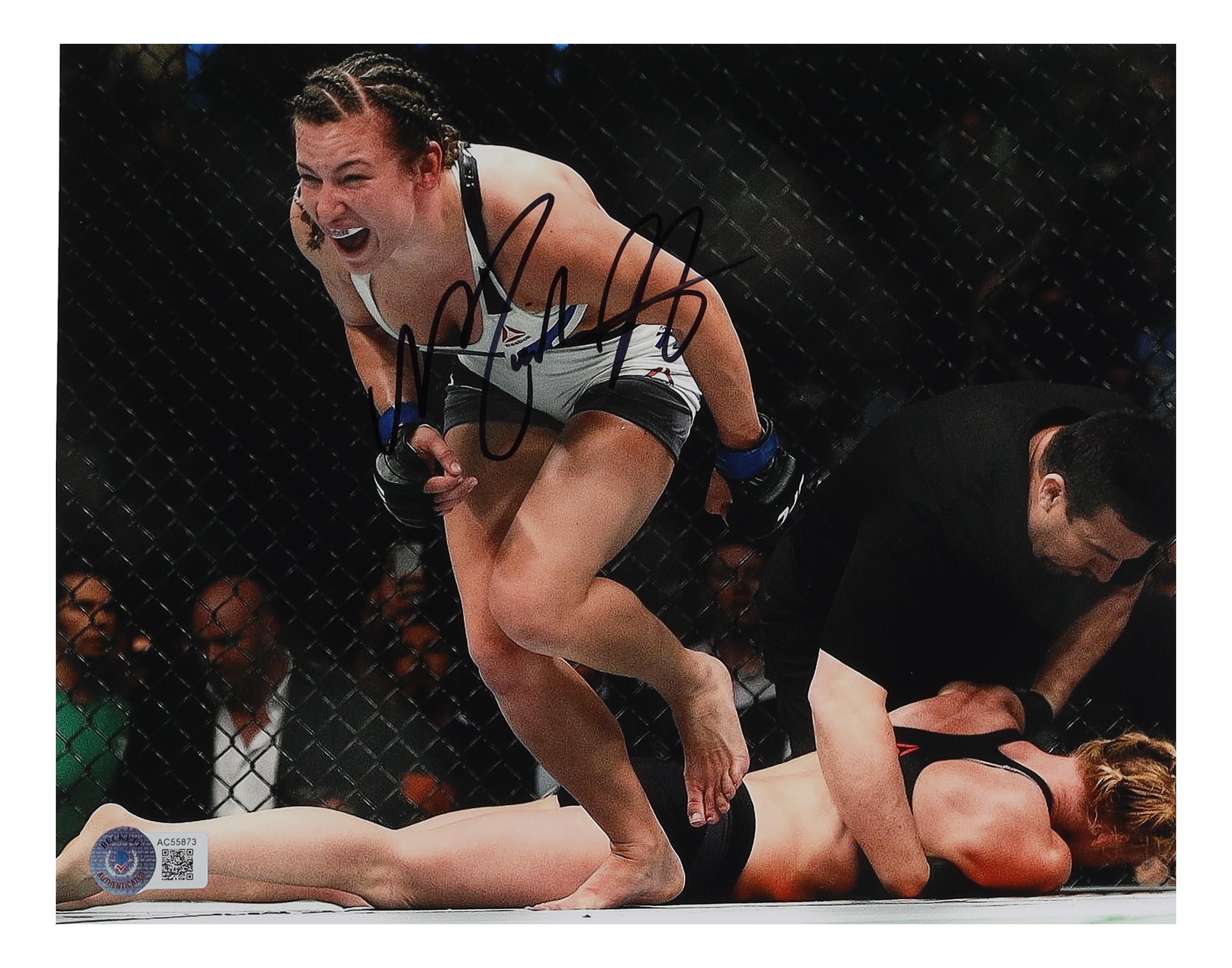 Miesha Tate Signed UFC 8x10 Photo (Beckett) at PristineAuction.com Miesha Tate Signed UFC 8x10 Photo (Beckett) at PristineAuction.com