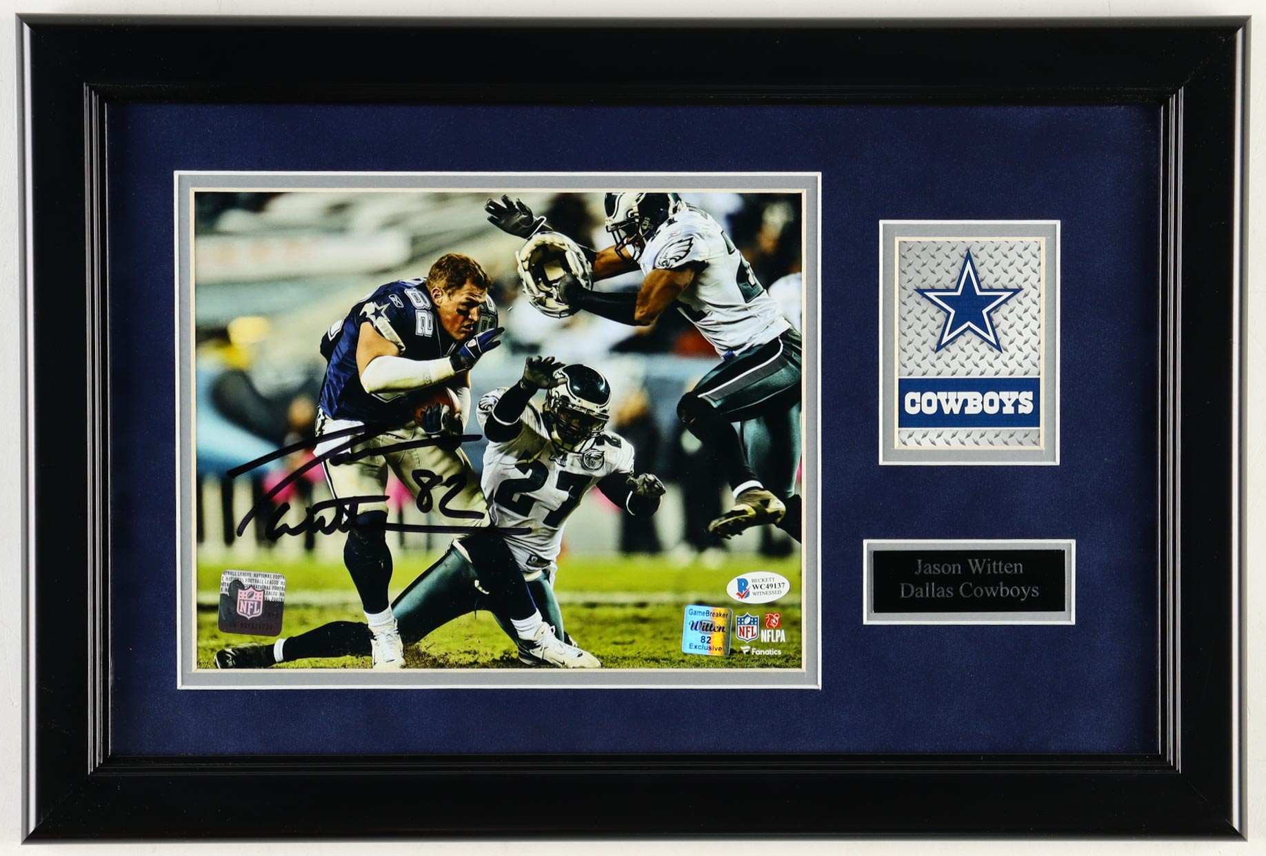Jason Witten Signed Cowboys Custom Framed Photo Display (Beckett & Witten) at PristineAuction.com Jason Witten Signed Cowboys Custom Framed Photo Display (Beckett & Witten) at PristineAuction.com