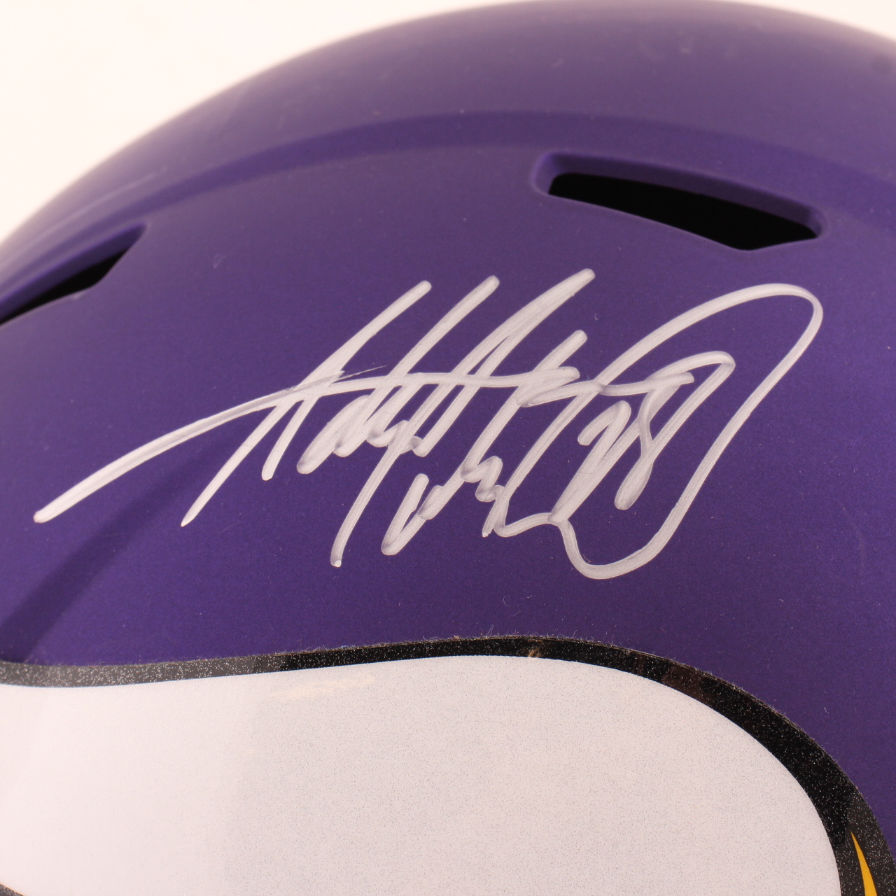 Adrian Peterson Signed Vikings Full-Size Speed Helmet (Beckett) at PristineAuction.com Adrian Peterson Signed Vikings Full-Size Speed Helmet (Beckett) at PristineAuction.com