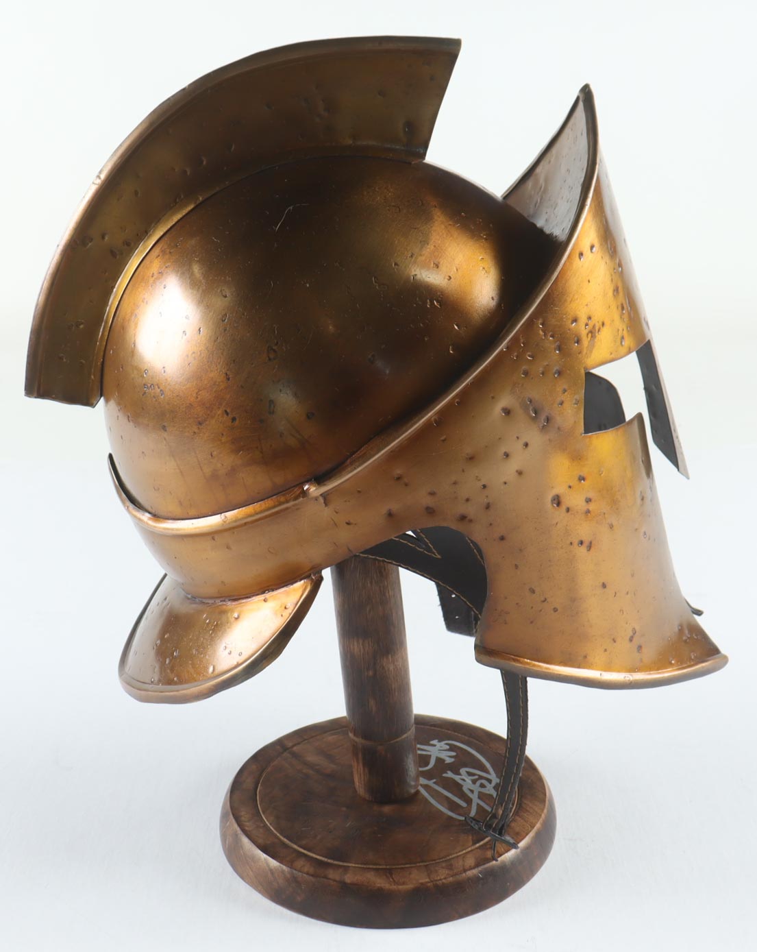 Gerard Butler Signed "300" Full-Size Spartan Warrior Helmet with Display Stand (PSA) at PristineAuction.com Gerard Butler Signed "300" Full-Size Spartan Warrior Helmet with Display Stand (PSA) at PristineAuction.com