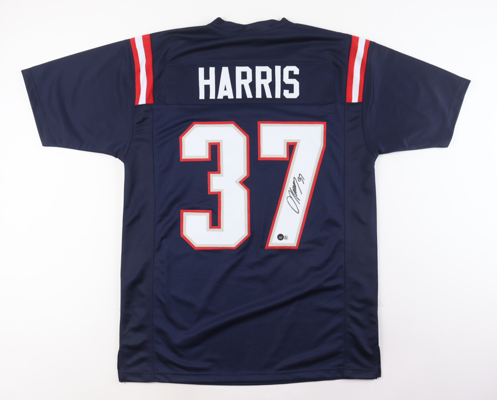 Damien Harris Signed Jersey (Beckett) at PristineAuction.com Damien Harris Signed Jersey (Beckett) at PristineAuction.com