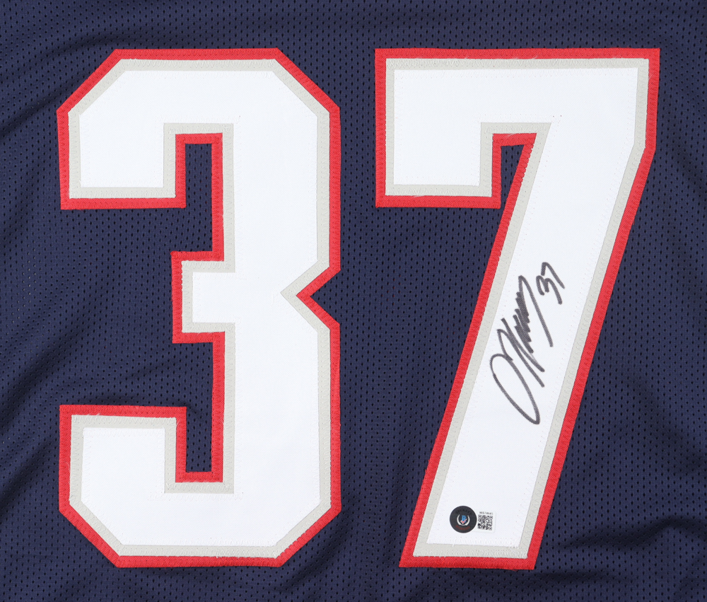 Damien Harris Signed Jersey (Beckett) at PristineAuction.com Damien Harris Signed Jersey (Beckett) at PristineAuction.com