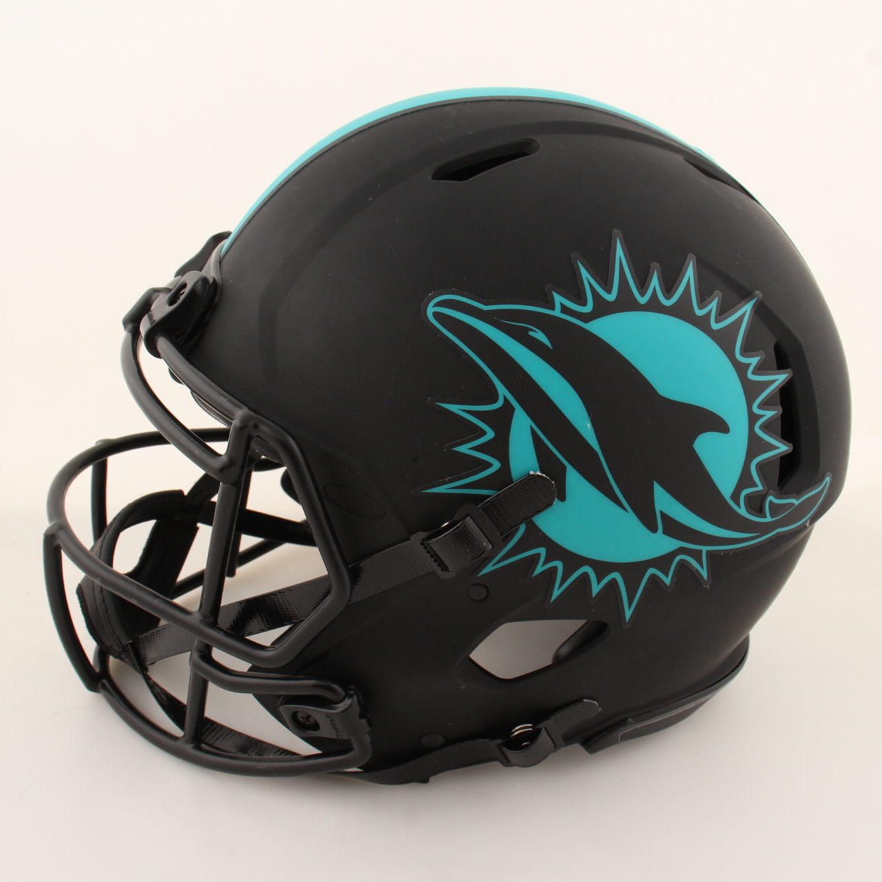 Tyreek Hill & Jaylen Waddle Signed Dolphins Full-Size Authentic On-Field Eclipse Alternate Speed Helmet (Fanatics) at PristineAuction.com Tyreek Hill & Jaylen Waddle Signed Dolphins Full-Size Authentic On-Field Eclipse Alternate Speed Helmet (Fanatics) at PristineAuction.com