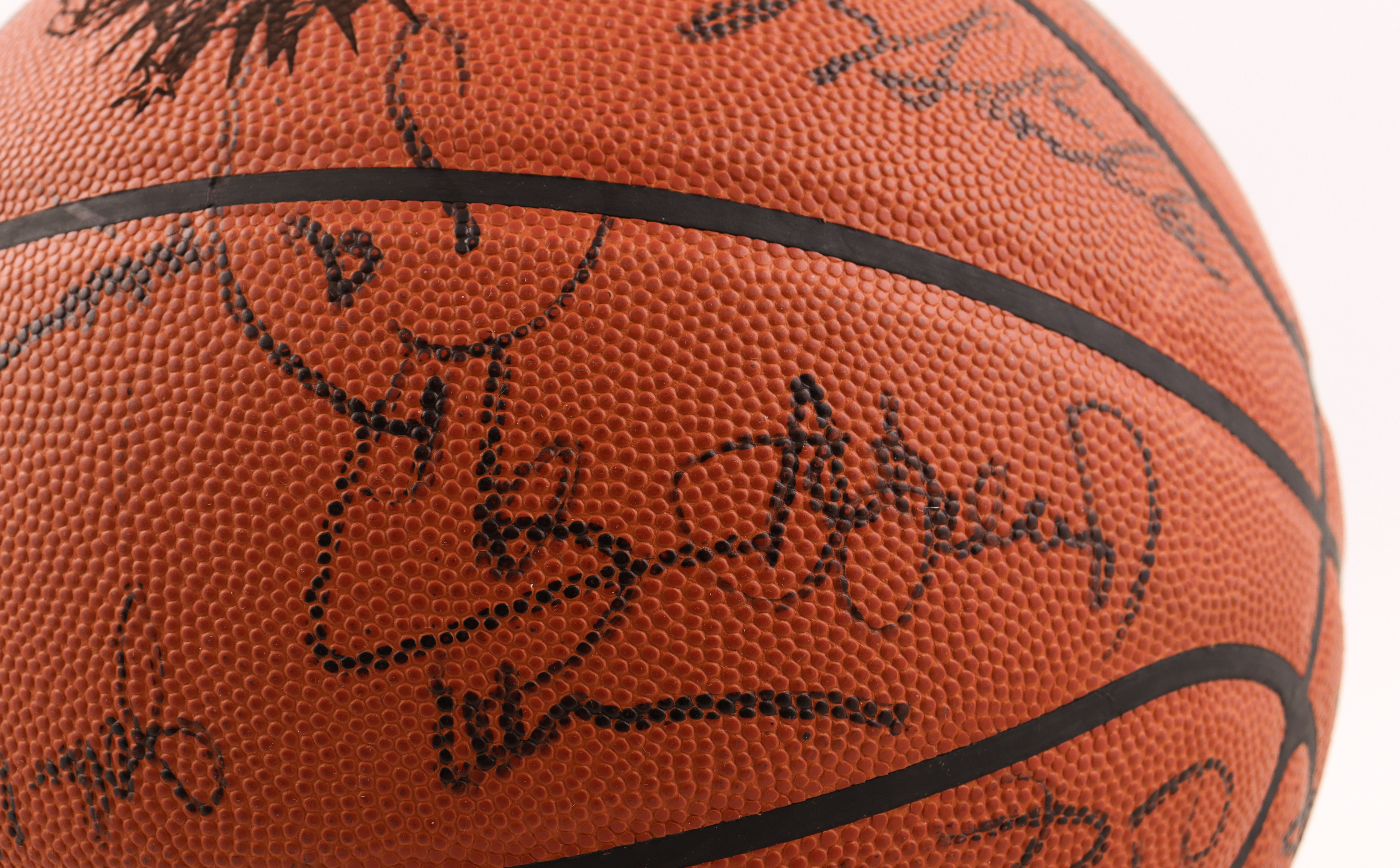 Michael Jordan, John Stockton, Karl Malone, Hakeem Olajuwon, Kevin Garnett | 1997 NBA All-Star Game Basketball Signed By (27) (JSA LOA) at PristineAuction.com Michael Jordan, John Stockton, Karl Malone, Hakeem Olajuwon, Kevin Garnett | 1997 NBA All-Star Game Basketball Signed By (27) (JSA LOA) at PristineAuction.com