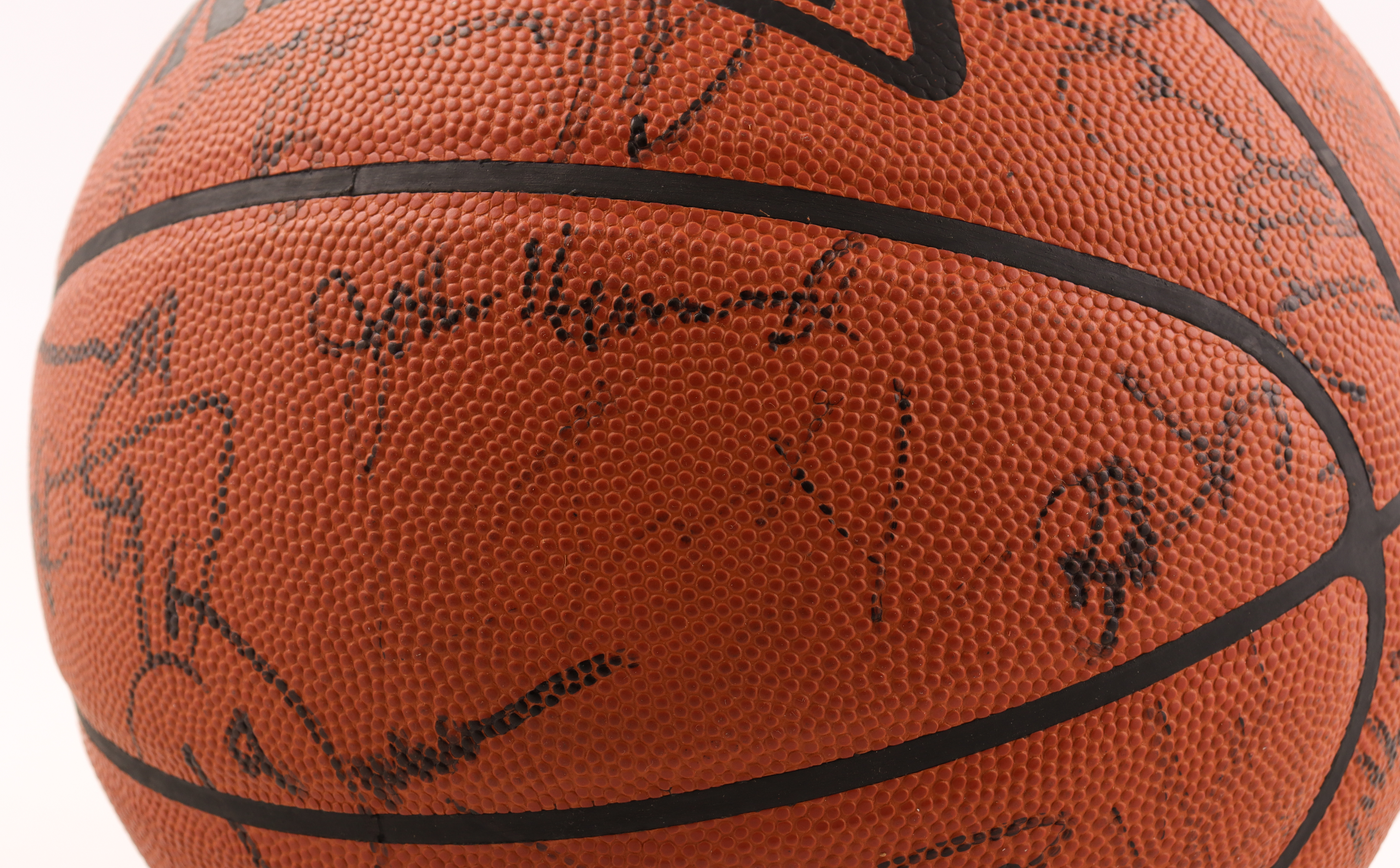 Michael Jordan, John Stockton, Karl Malone, Hakeem Olajuwon, Kevin Garnett | 1997 NBA All-Star Game Basketball Signed By (27) (JSA LOA) at PristineAuction.com Michael Jordan, John Stockton, Karl Malone, Hakeem Olajuwon, Kevin Garnett | 1997 NBA All-Star Game Basketball Signed By (27) (JSA LOA) at PristineAuction.com