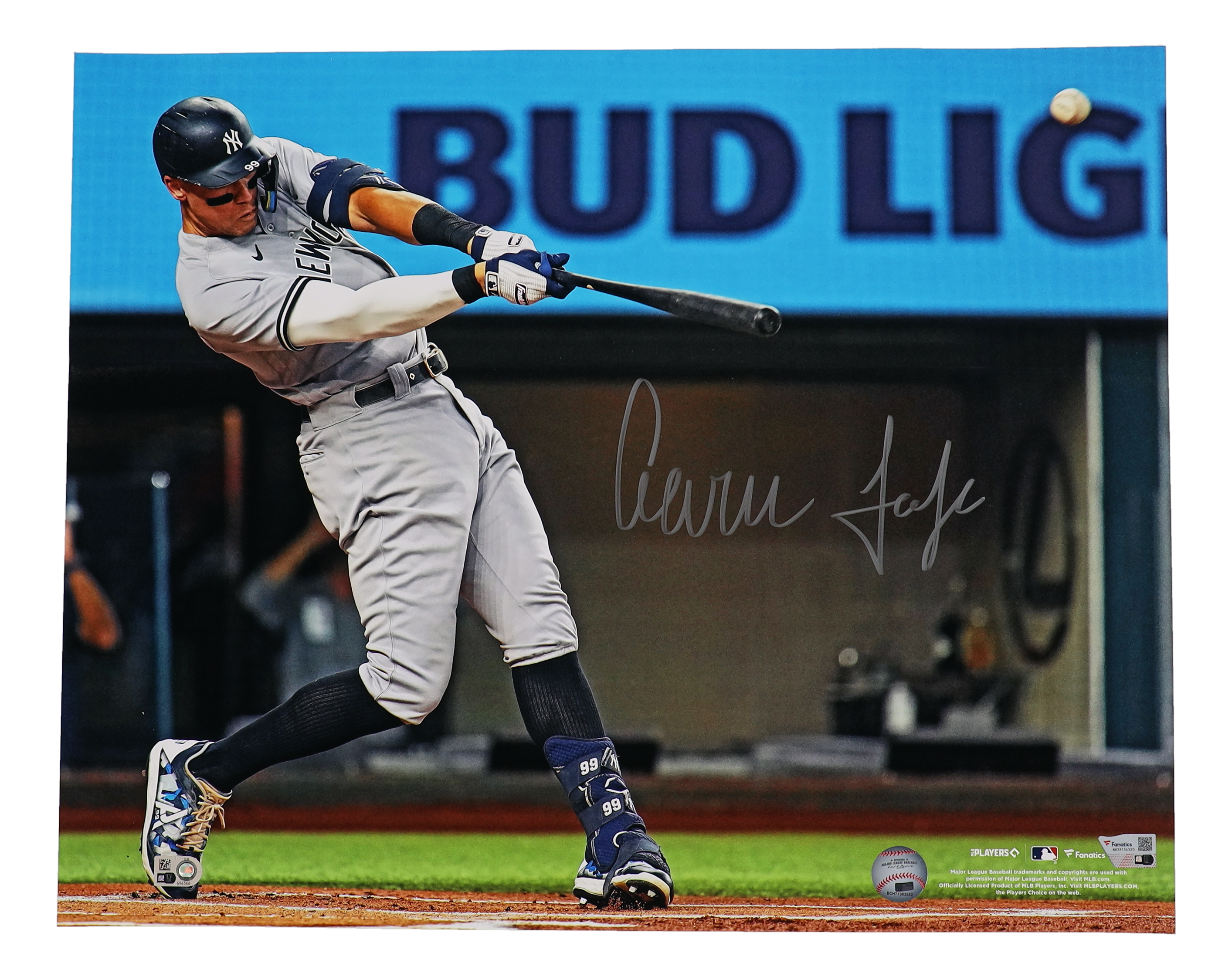 Aaron Judge Signed Yankees 16x20 Photo (MLB & Fanatics) at PristineAuction.com Aaron Judge Signed Yankees 16x20 Photo (MLB & Fanatics) at PristineAuction.com