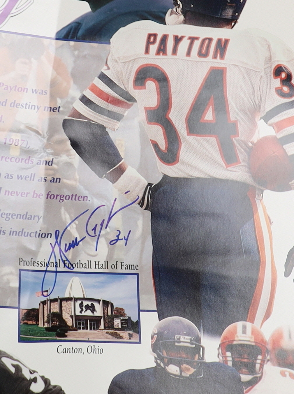 Walter Payton Signed Bears 16x20 Photo Poster (PSA & Fanatics) at PristineAuction.com Walter Payton Signed Bears 16x20 Photo Poster (PSA & Fanatics) at PristineAuction.com