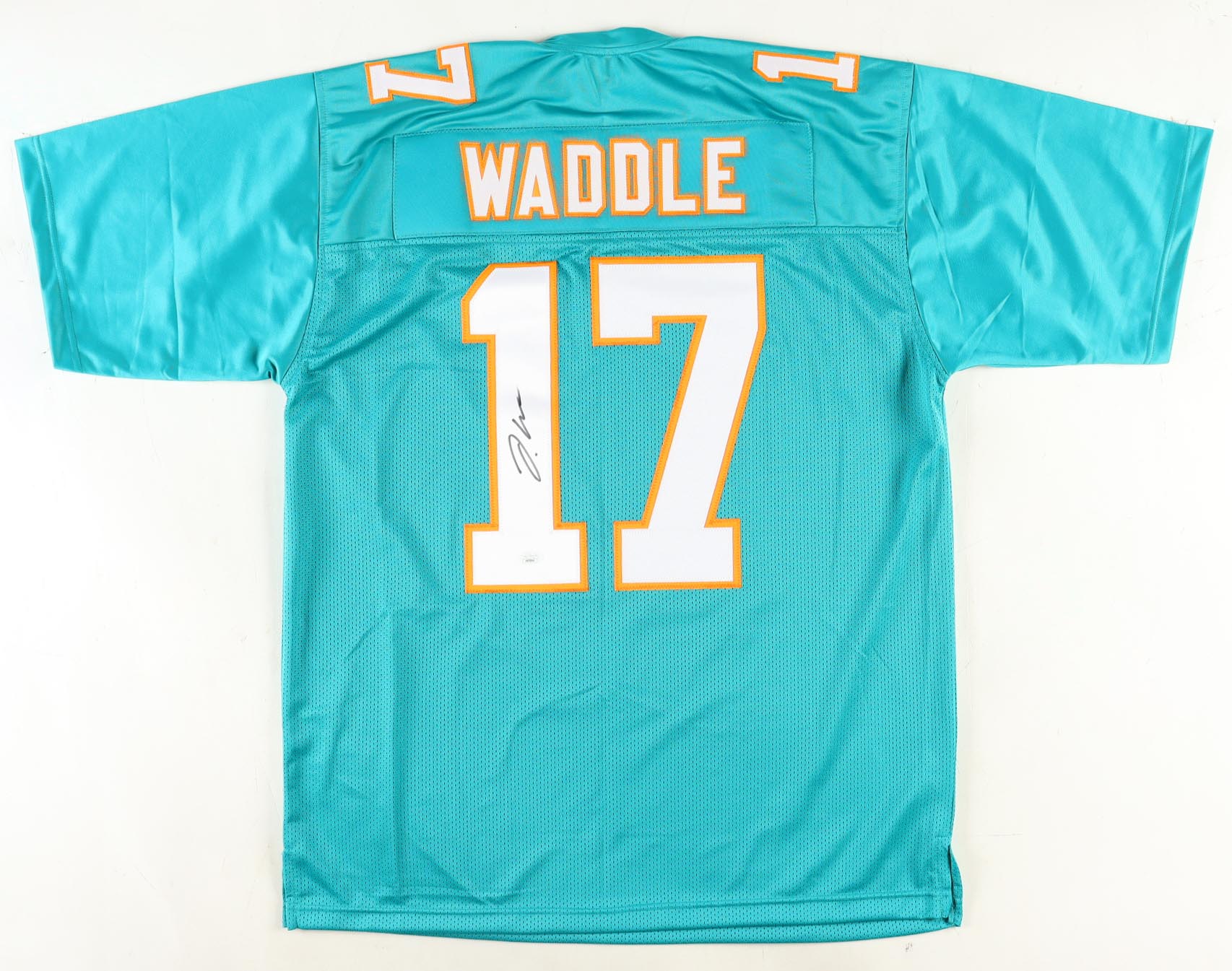 Jaylen Waddle Signed Jersey (JSA) at PristineAuction.com Jaylen Waddle Signed Jersey (JSA) at PristineAuction.com