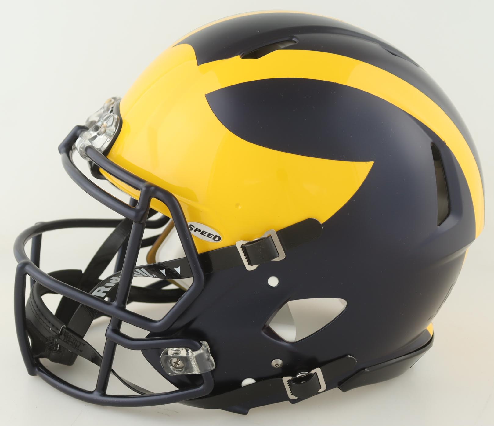 J. J. McCarthy Signed Michigan Wolverines Full-Size On-Field Authentic Speed Helmet (Beckett) at PristineAuction.com J. J. McCarthy Signed Michigan Wolverines Full-Size On-Field Authentic Speed Helmet (Beckett) at PristineAuction.com