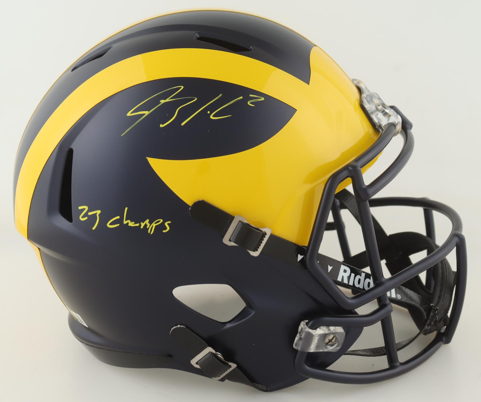 Blake Corum Signed Michigan Wolverines Full-Size Speed Helmet Inscribed "23 Champs" (Beckett) at PristineAuction.com Blake Corum Signed Michigan Wolverines Full-Size Speed Helmet Inscribed "23 Champs" (Beckett) at PristineAuction.com