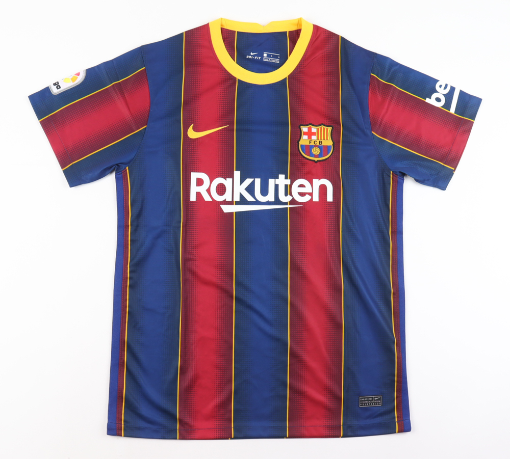 Lionel Messi Signed Barcelona Jersey Inscribed "Leo" (Beckett) at PristineAuction.com Lionel Messi Signed Barcelona Jersey Inscribed "Leo" (Beckett) at PristineAuction.com