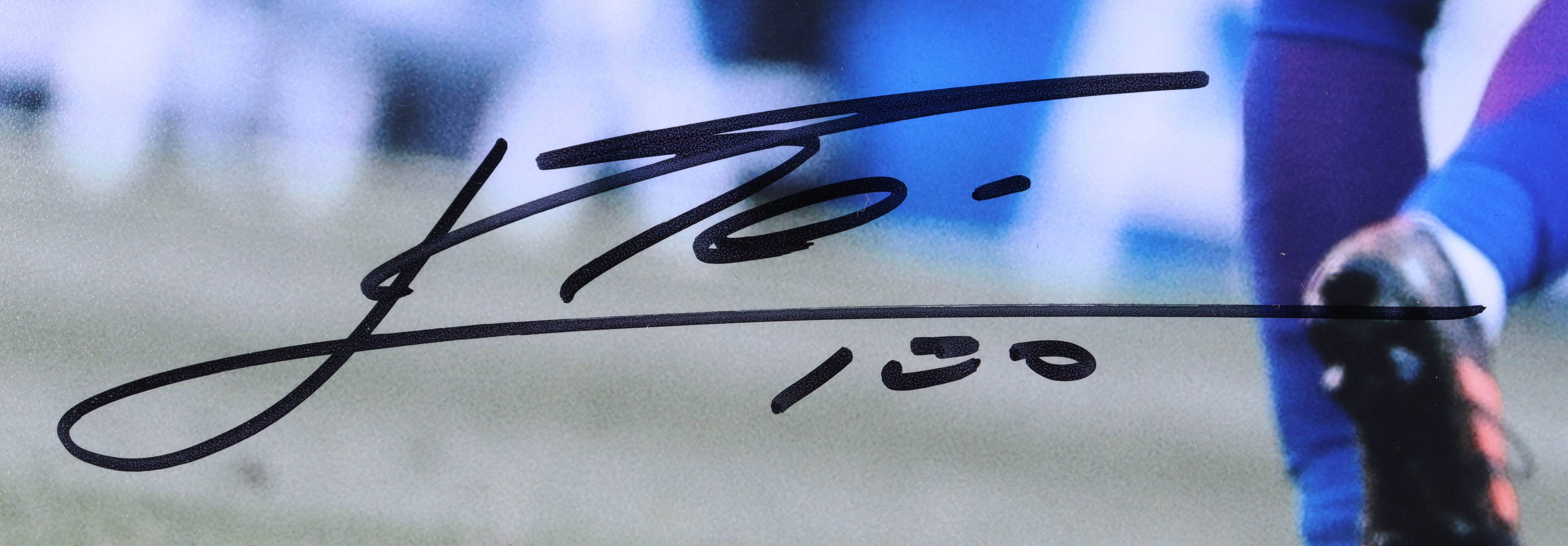 Lionel Messi & Cristiano Ronaldo Signed 12x16 Photo (Beckett) at PristineAuction.com Lionel Messi & Cristiano Ronaldo Signed 12x16 Photo (Beckett) at PristineAuction.com