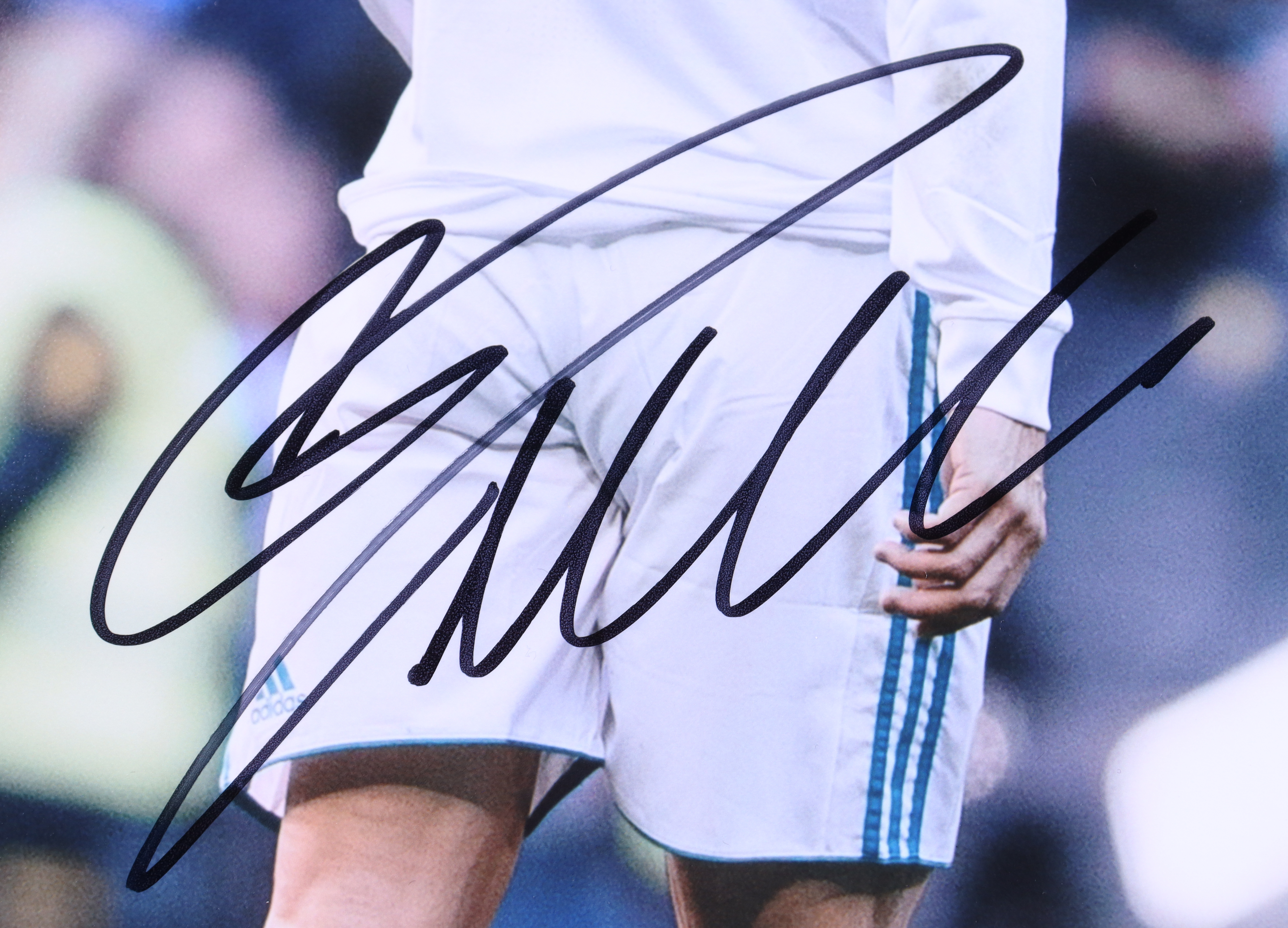 Lionel Messi & Cristiano Ronaldo Signed 12x16 Photo (Beckett) at PristineAuction.com Lionel Messi & Cristiano Ronaldo Signed 12x16 Photo (Beckett) at PristineAuction.com