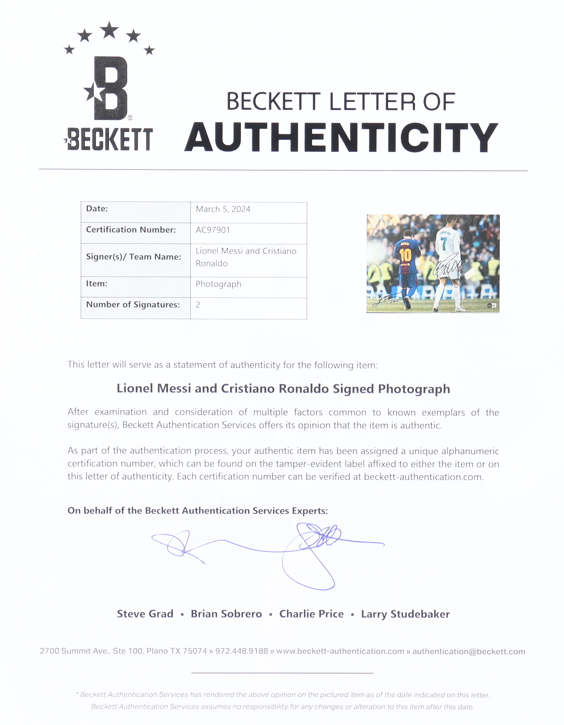 Lionel Messi & Cristiano Ronaldo Signed 12x16 Photo (Beckett) at PristineAuction.com Lionel Messi & Cristiano Ronaldo Signed 12x16 Photo (Beckett) at PristineAuction.com