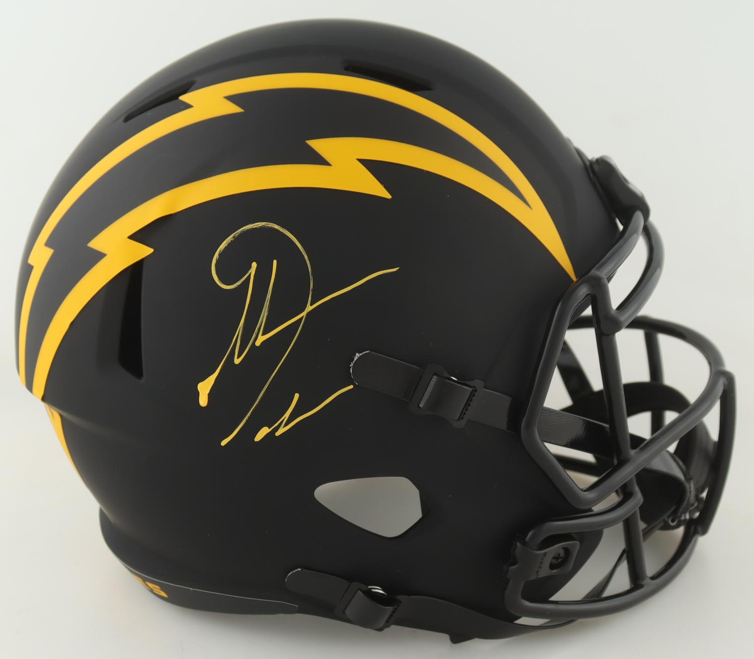 Antonio Gates Signed Chargers Eclipse Alternate Full-Size Speed Helmet (Beckett) at PristineAuction.com Antonio Gates Signed Chargers Eclipse Alternate Full-Size Speed Helmet (Beckett) at PristineAuction.com