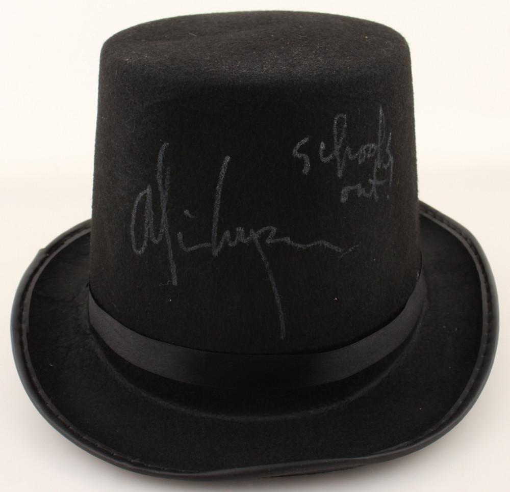 Alice Cooper Signed Top Hat Inscribed "School's Out" (JSA) at PristineAuction.com Alice Cooper Signed Top Hat Inscribed "School's Out" (JSA) at PristineAuction.com