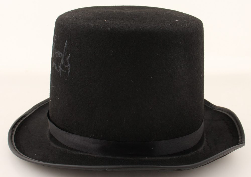Alice Cooper Signed Top Hat Inscribed "School's Out" (JSA) at PristineAuction.com Alice Cooper Signed Top Hat Inscribed "School's Out" (JSA) at PristineAuction.com