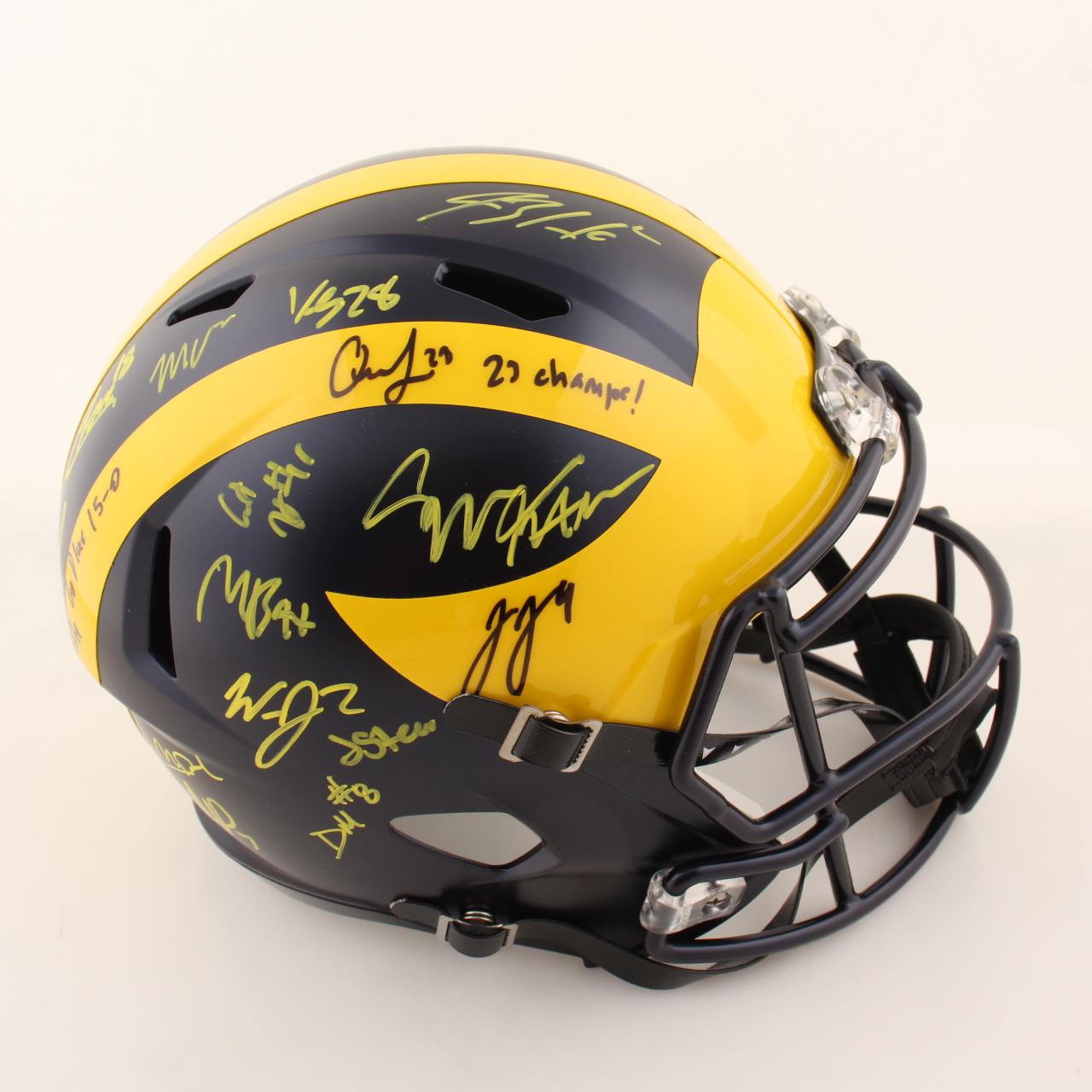 2023 Michigan Wolverines Full-Size Speed Helmet Team-Signed by (17) with J.J. McCarthy, Blake Corum, Roman Wilson, Colston Loveland Inscribed "Go Blue 15-0" & "23 Champs!" (Beckett) at PristineAuction.com 2023 Michigan Wolverines Full-Size Speed Helmet Team-Signed by (17) with J.J. McCarthy, Blake Corum, Roman Wilson, Colston Loveland Inscribed "Go Blue 15-0" & "23 Champs!" (Beckett) at PristineAuction.com