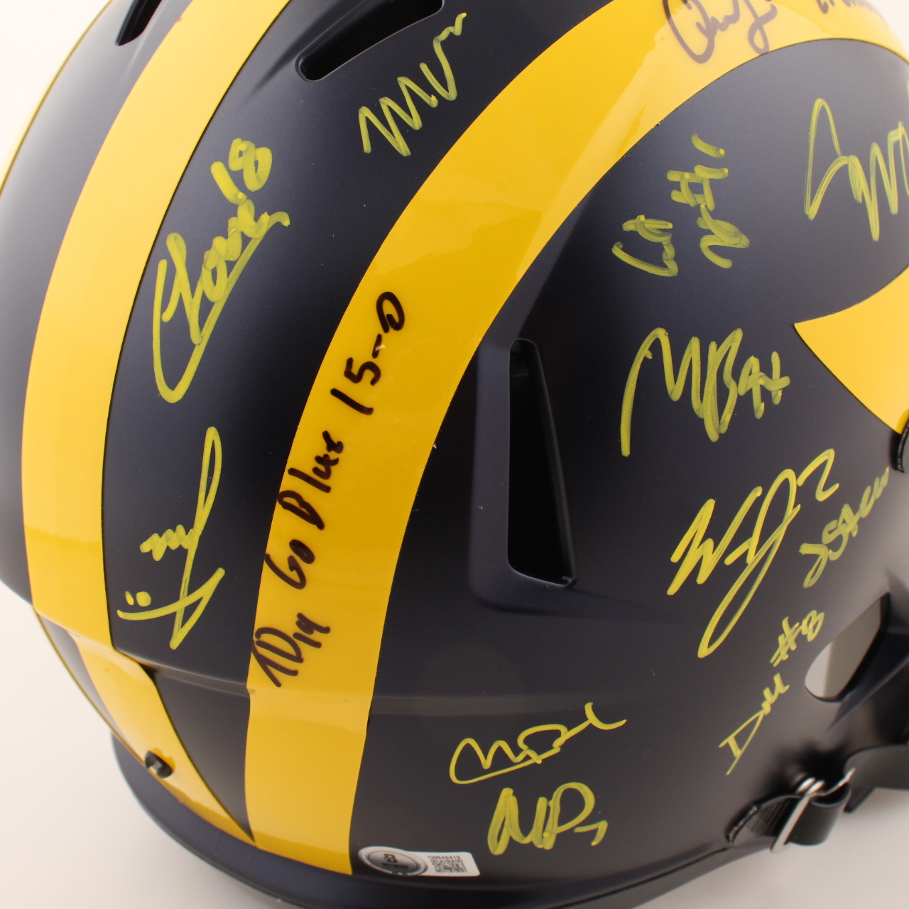2023 Michigan Wolverines Full-Size Speed Helmet Team-Signed by (17) with J.J. McCarthy, Blake Corum, Roman Wilson, Colston Loveland Inscribed "Go Blue 15-0" & "23 Champs!" (Beckett) at PristineAuction.com 2023 Michigan Wolverines Full-Size Speed Helmet Team-Signed by (17) with J.J. McCarthy, Blake Corum, Roman Wilson, Colston Loveland Inscribed "Go Blue 15-0" & "23 Champs!" (Beckett) at PristineAuction.com