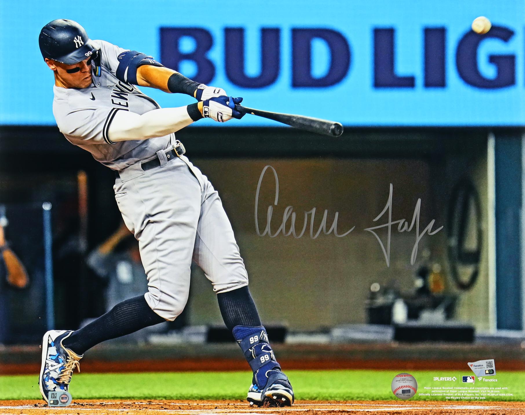 Aaron Judge Signed Yankees 16x20 Photo (MLB & Fanatics) at PristineAuction.com Aaron Judge Signed Yankees 16x20 Photo (MLB & Fanatics) at PristineAuction.com