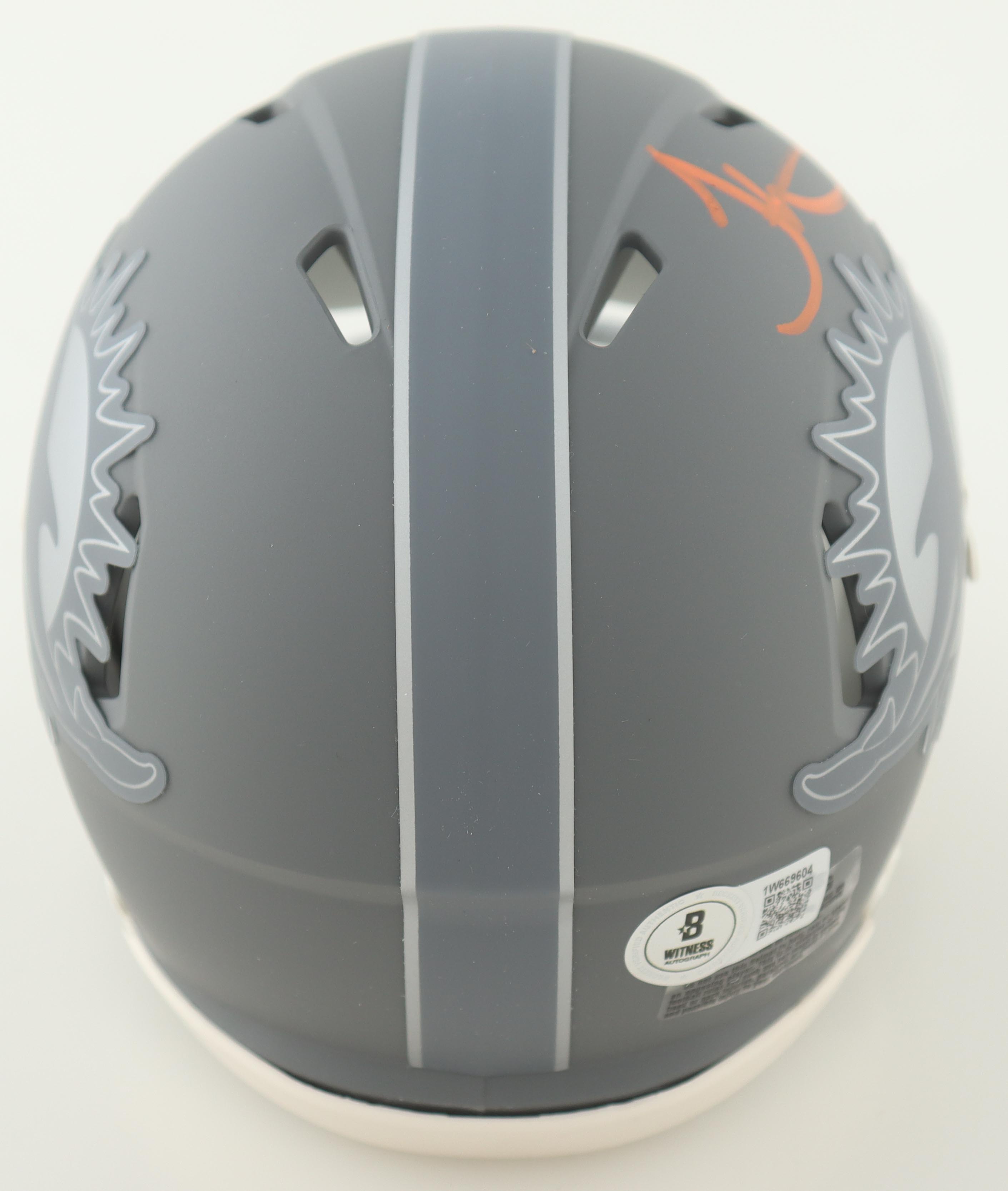 Tyreek Hill Signed Dolphins Slate Alternate Speed Mini Helmet (Beckett) at PristineAuction.com Tyreek Hill Signed Dolphins Slate Alternate Speed Mini Helmet (Beckett) at PristineAuction.com