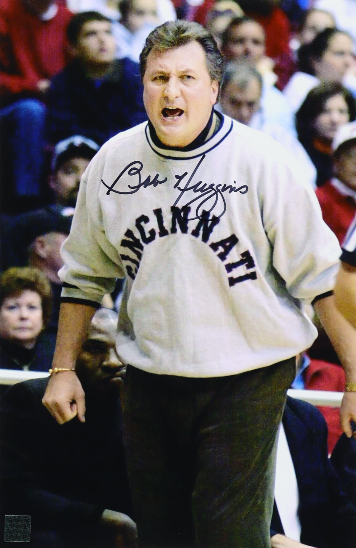 Bob Huggins Signed Cincinnati Bearcats 11x17 Photo (Playball Ink) at PristineAuction.com Bob Huggins Signed Cincinnati Bearcats 11x17 Photo (Playball Ink) at PristineAuction.com