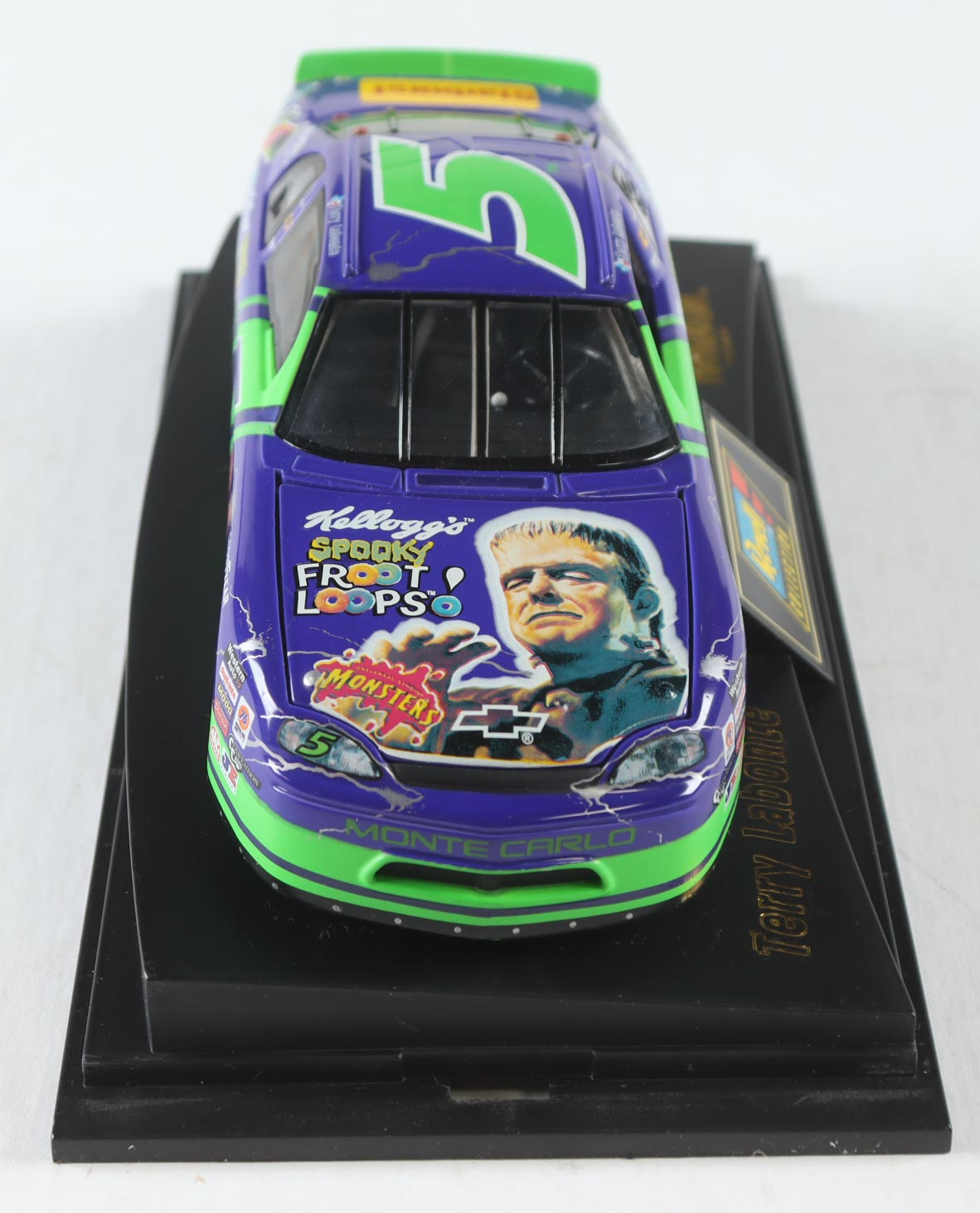 Terry Labonte #5 Kellog's Spooky Froot Loops - 1997 Monte Carlo 1:24 Scale Diecast Car at PristineAuction.com Terry Labonte #5 Kellog's Spooky Froot Loops - 1997 Monte Carlo 1:24 Scale Diecast Car at PristineAuction.com