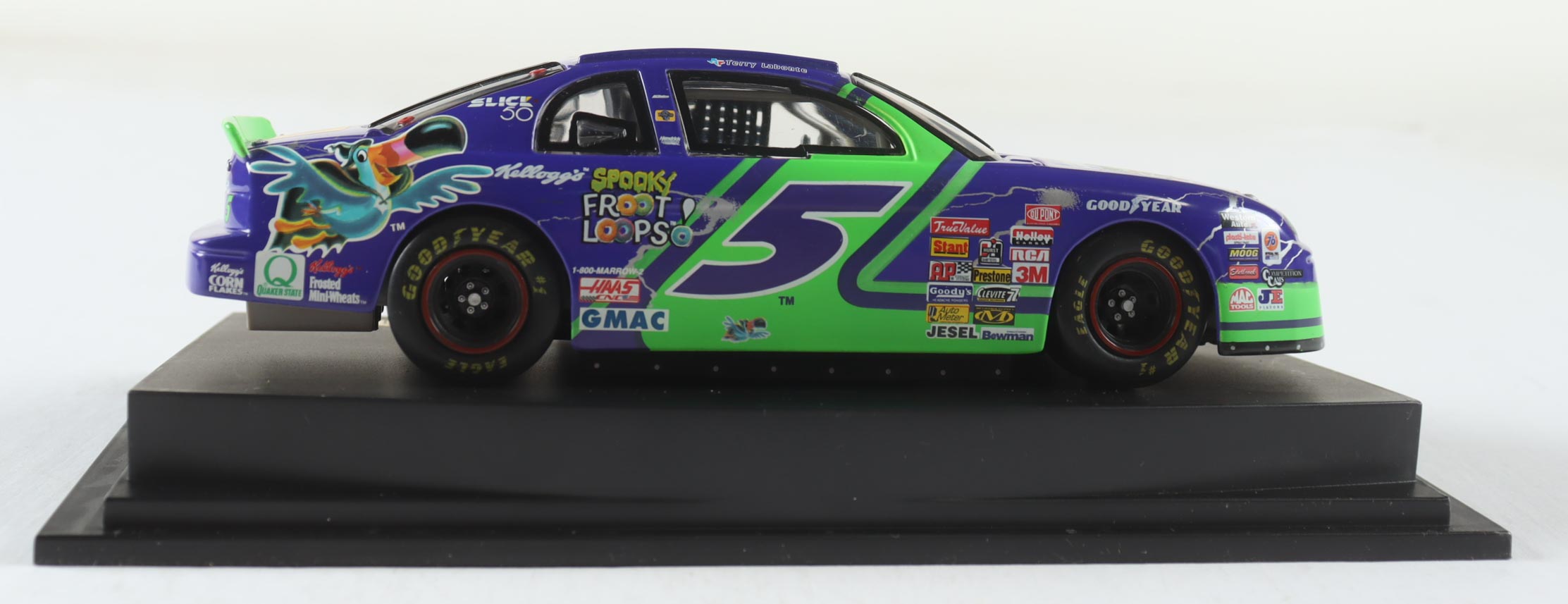 Terry Labonte #5 Kellog's Spooky Froot Loops - 1997 Monte Carlo 1:24 Scale Diecast Car at PristineAuction.com Terry Labonte #5 Kellog's Spooky Froot Loops - 1997 Monte Carlo 1:24 Scale Diecast Car at PristineAuction.com