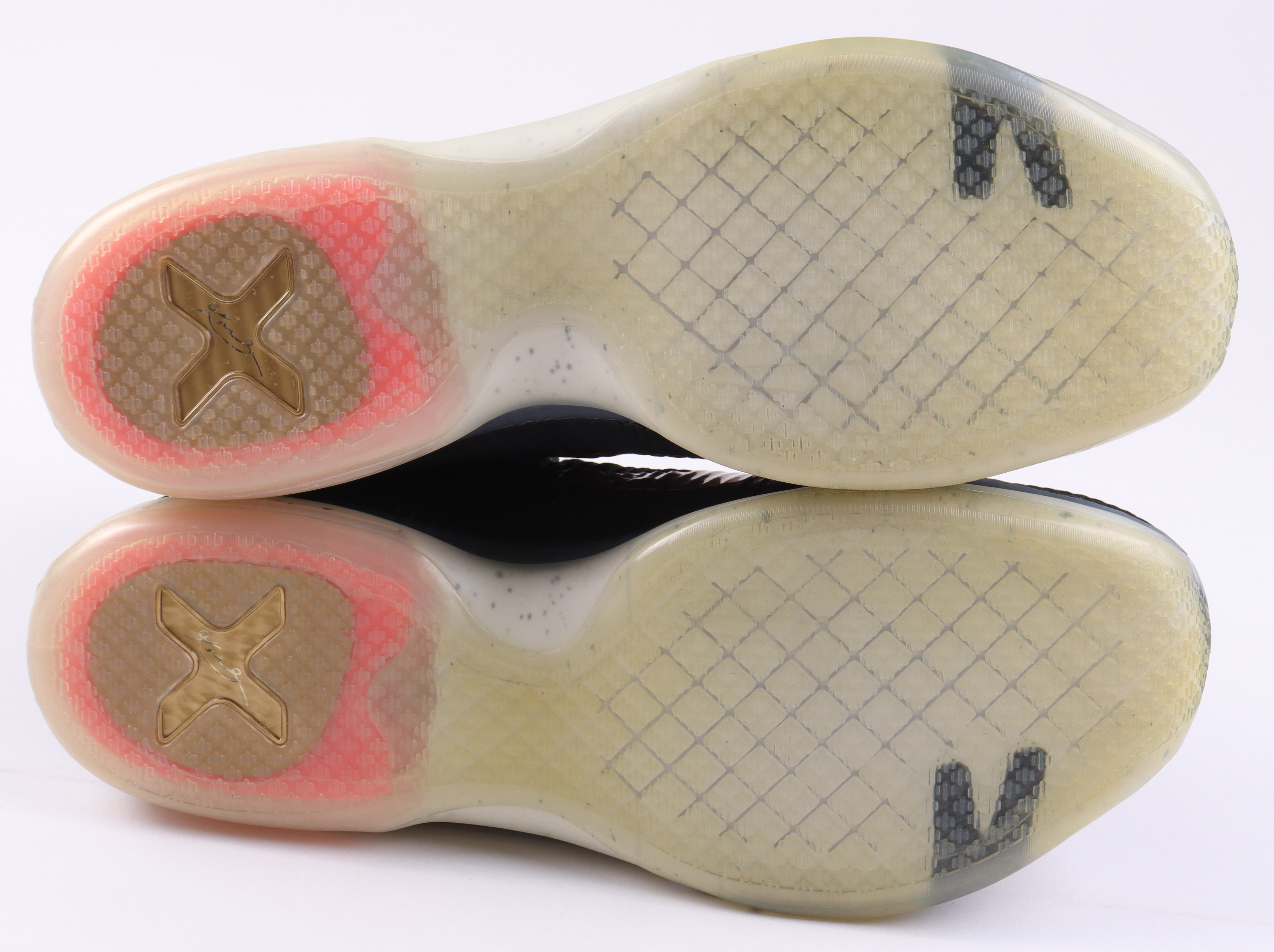 Kobe Bryant Signed Pair of Kobe x Elite Basketball Shoes Inscribed "Black Mamba" (Panini COA) at PristineAuction.com Kobe Bryant Signed Pair of Kobe x Elite Basketball Shoes Inscribed "Black Mamba" (Panini COA) at PristineAuction.com