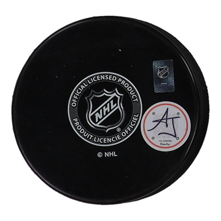 Owen Tippett Signed Flyers Logo Hockey Puck (AJ's Sports World) at PristineAuction.com Owen Tippett Signed Flyers Logo Hockey Puck (AJ's Sports World) at PristineAuction.com
