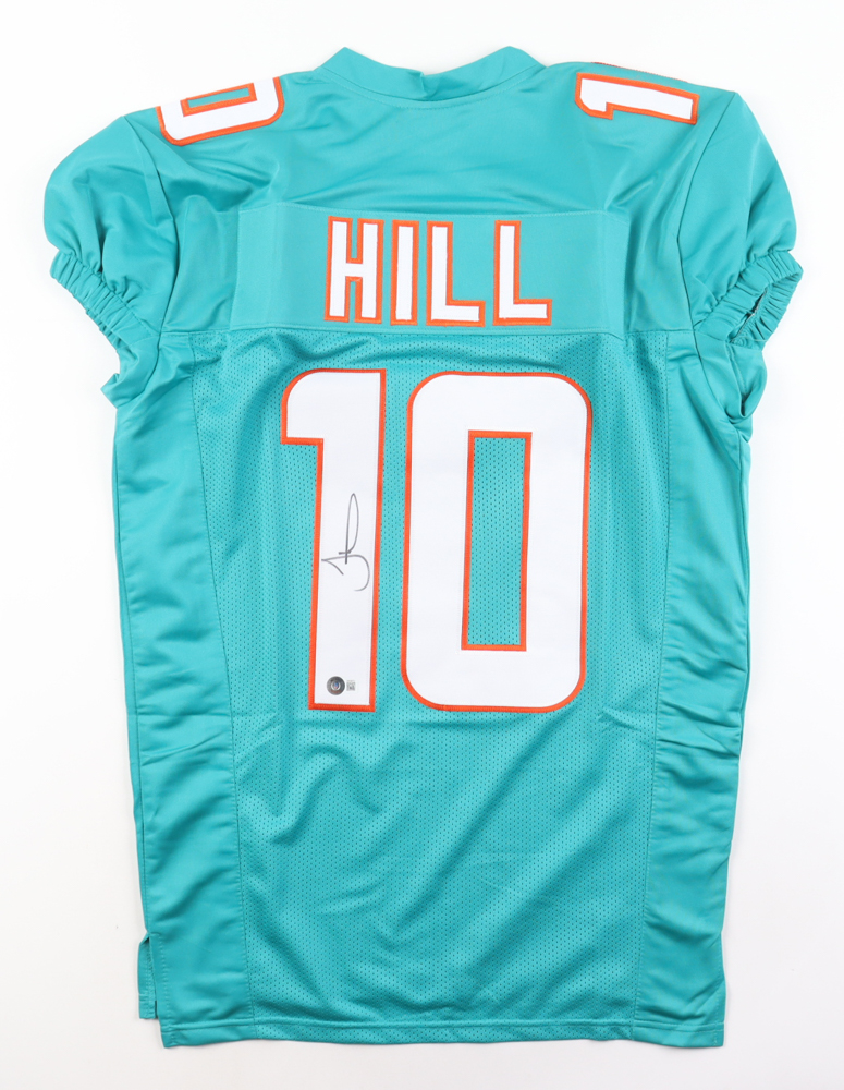 Tyreek Hill Signed Jersey (Beckett) at PristineAuction.com Tyreek Hill Signed Jersey (Beckett) at PristineAuction.com