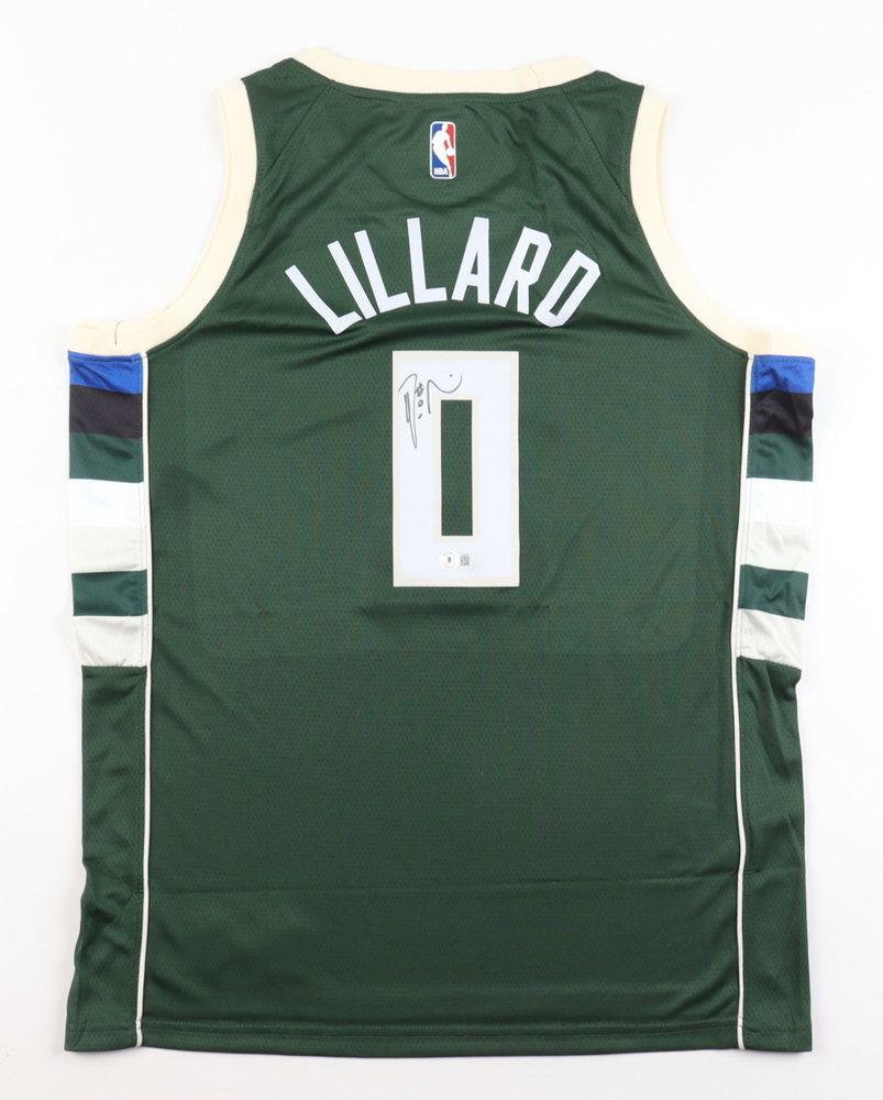 Damian Lillard Signed Jersey (Beckett) at PristineAuction.com Damian Lillard Signed Jersey (Beckett) at PristineAuction.com