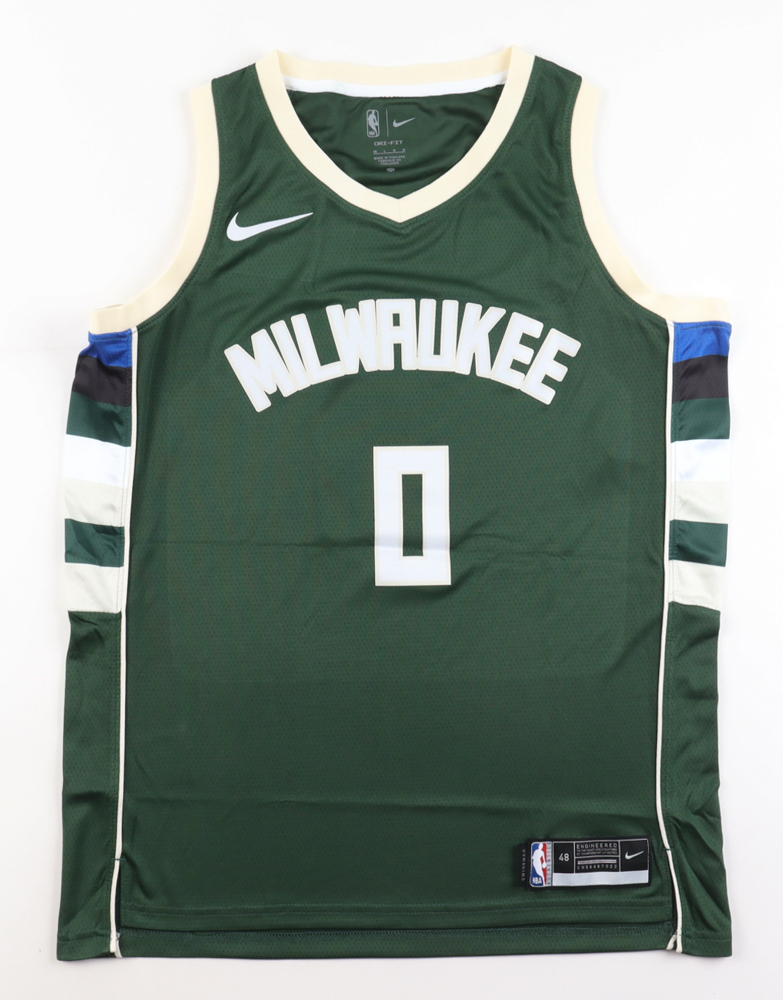 Damian Lillard Signed Jersey (Beckett) at PristineAuction.com Damian Lillard Signed Jersey (Beckett) at PristineAuction.com