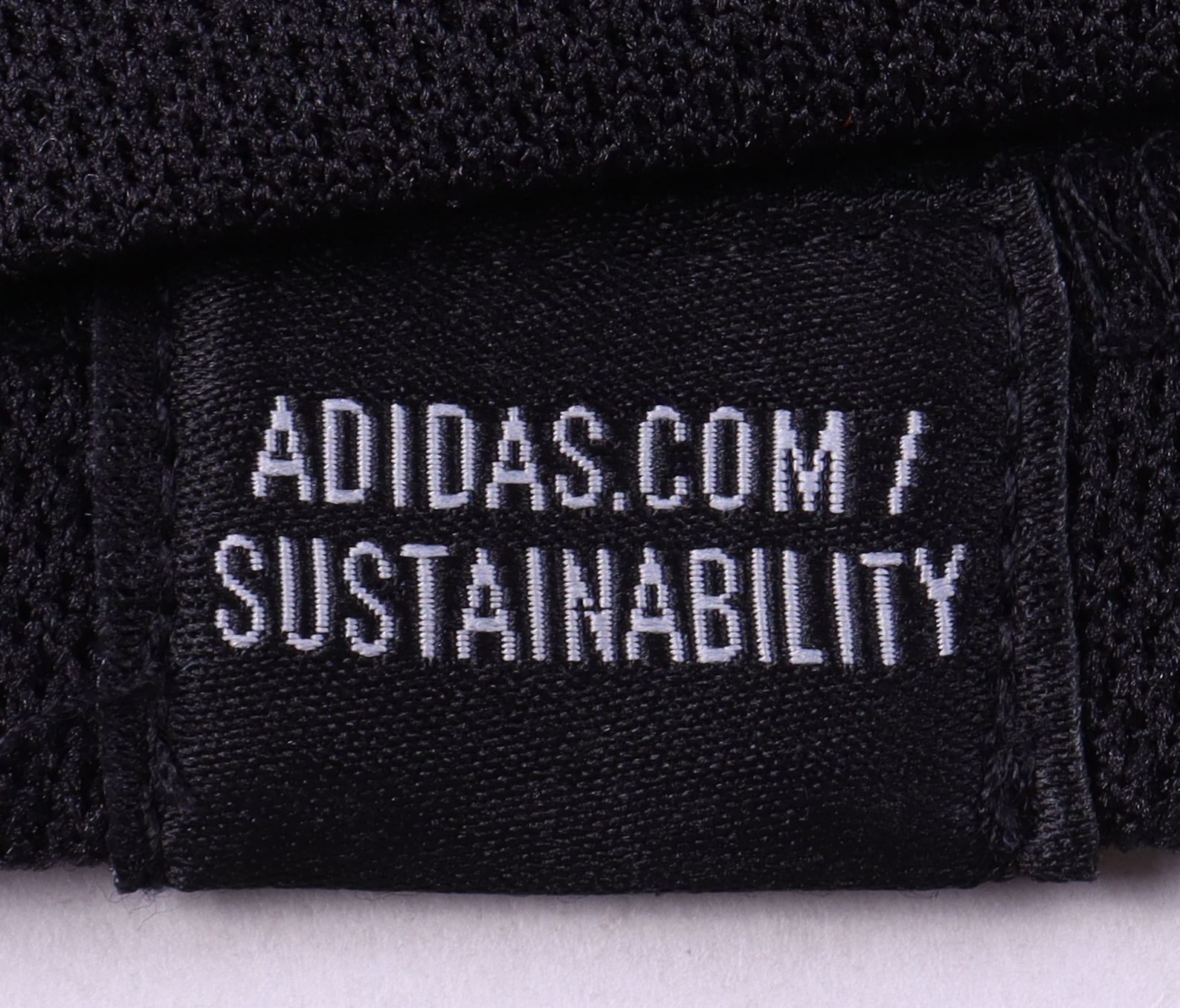 Alexander Ovechkin Signed LE Capitals Authentic Adidas Throwback "Captain" Jersey Inscribed "Ovi" #37/50 (Fanatics) at PristineAuction.com Alexander Ovechkin Signed LE Capitals Authentic Adidas Throwback "Captain" Jersey Inscribed "Ovi" #37/50 (Fanatics) at PristineAuction.com