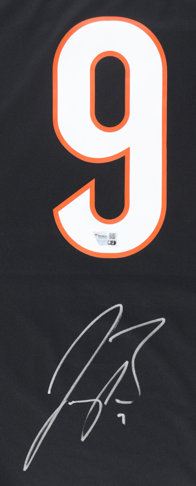 Joe Burrow Signed Bengals Jersey (Fanatics) at PristineAuction.com Joe Burrow Signed Bengals Jersey (Fanatics) at PristineAuction.com