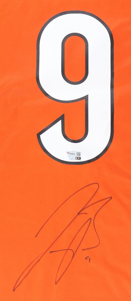 Joe Burrow Signed Bengals Jersey (Fanatics) at PristineAuction.com Joe Burrow Signed Bengals Jersey (Fanatics) at PristineAuction.com