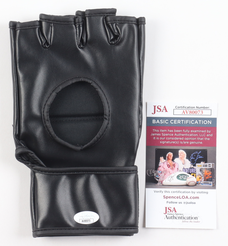 Johnny Walker Signed UFC Glove (JSA) at PristineAuction.com Johnny Walker Signed UFC Glove (JSA) at PristineAuction.com