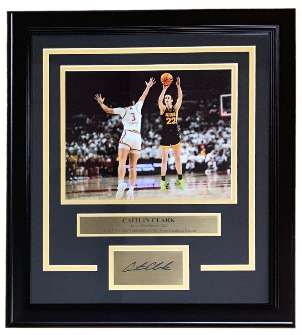 Caitlin Clark Iowa Hawkeyes Custom Framed Photo at PristineAuction.com Caitlin Clark Iowa Hawkeyes Custom Framed Photo at PristineAuction.com