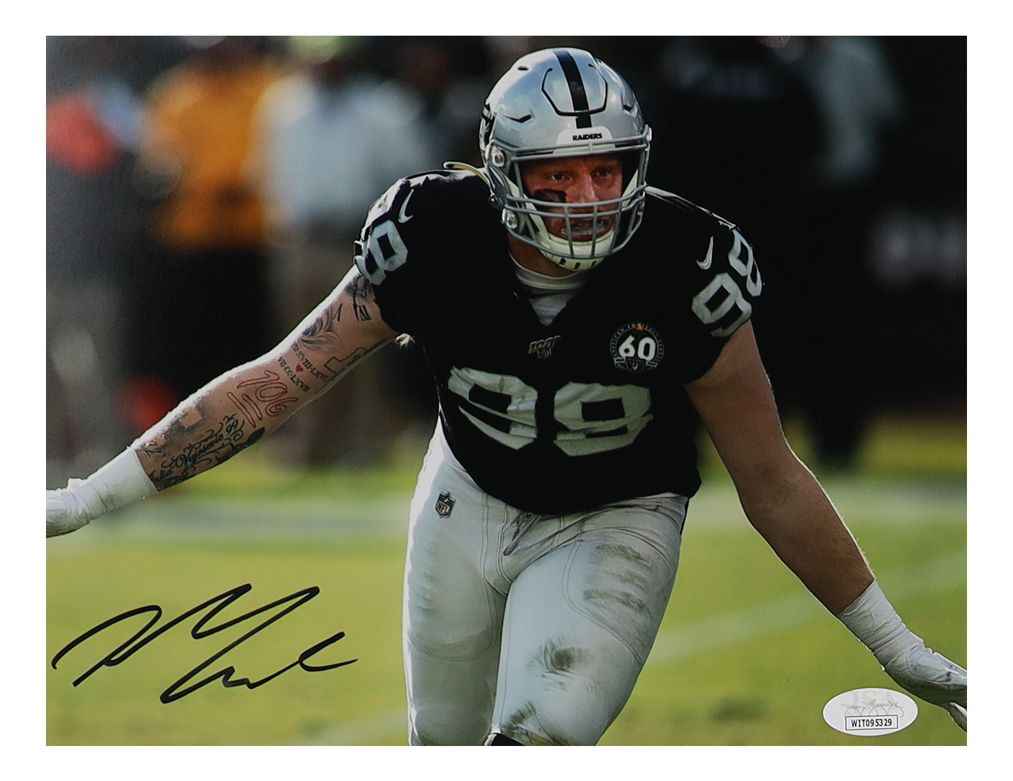 Maxx Crosby Signed Raiders 8x10 Photo (JSA) at PristineAuction.com Maxx Crosby Signed Raiders 8x10 Photo (JSA) at PristineAuction.com