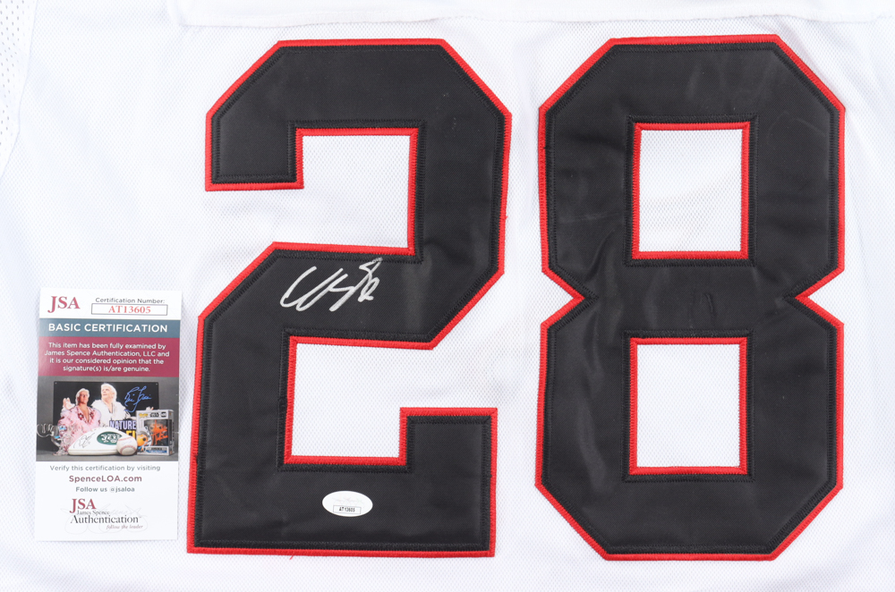 Claude Giroux Signed Jersey (JSA) at PristineAuction.com Claude Giroux Signed Jersey (JSA) at PristineAuction.com