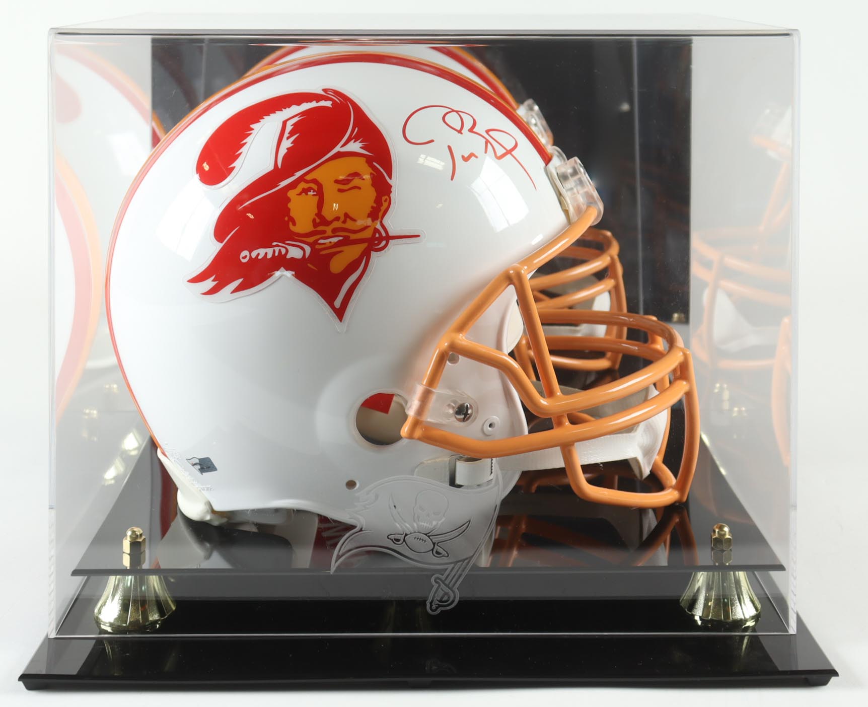 Tom Brady Signed Buccaneers Full-Size Authentic On-Field Throwback Helmet with Display Case (Fanatics) at PristineAuction.com Tom Brady Signed Buccaneers Full-Size Authentic On-Field Throwback Helmet with Display Case (Fanatics) at PristineAuction.com